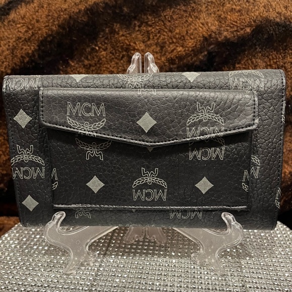 MCM Handbags - EUC Vintage Preloved MCM Visetos Trifold Wallet